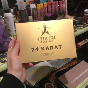 Jeffree Star 24k highlight! New in box :)